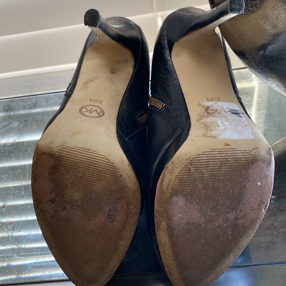 MICHAEL KORS BLACK BOOTIES SIZE 8.5 - Picture 4 of 12